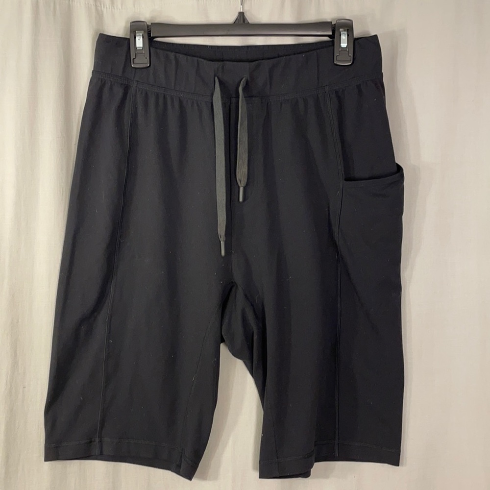 LULULEMON Black Yoga Shorts 11” (M)